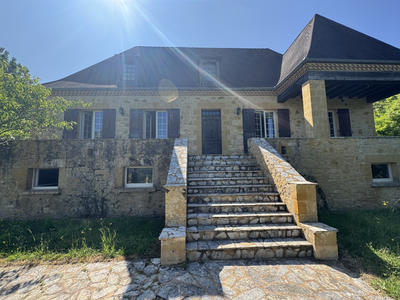Maison - 175 m² - 8 pièces