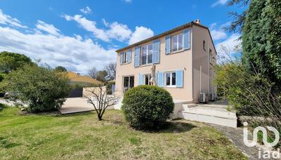 Maison - 177 m² - 6 pièces