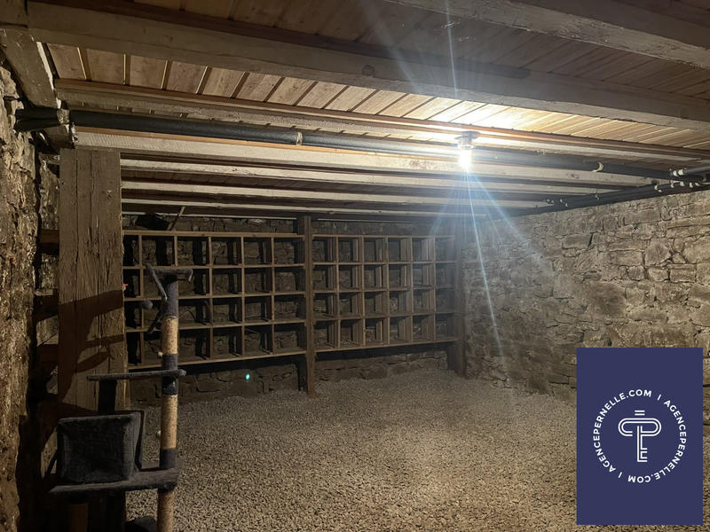 Appartement - 99 m² - 3 pièces