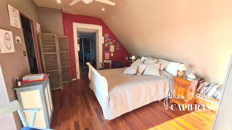 Maison - 160 m² - 6 pièces