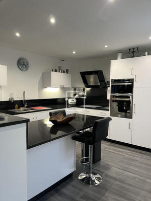 Maison - 127 m² - 6 pièces