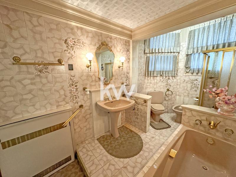 Appartement - 153 m² - 4 pièces