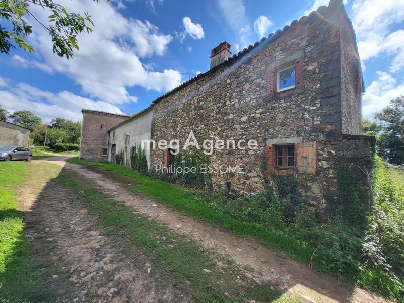 Maison ancienne - 171 m² - 8 pièces