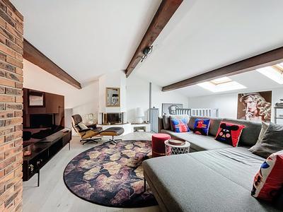 Appartement - 99 m² - 5 pièces