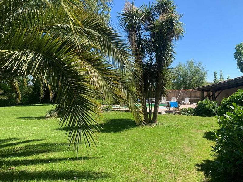 Demeure - 670 m² - 20 pièces