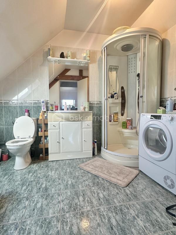 Maison - 85 m² - 8 pièces