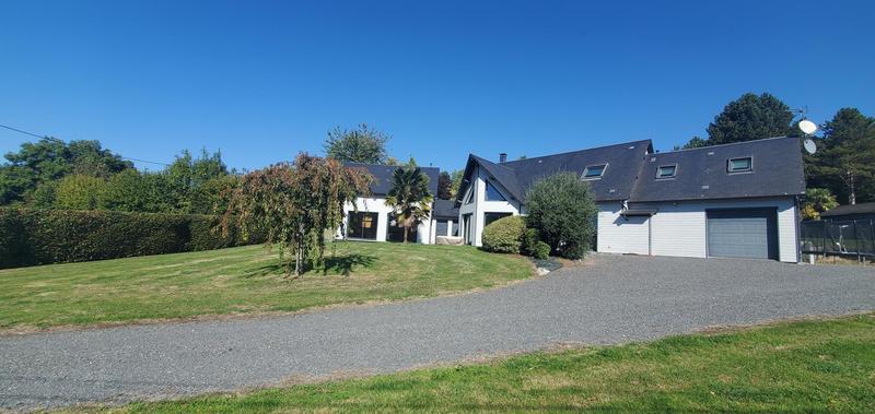 Maison - 142 m² - 7 pièces