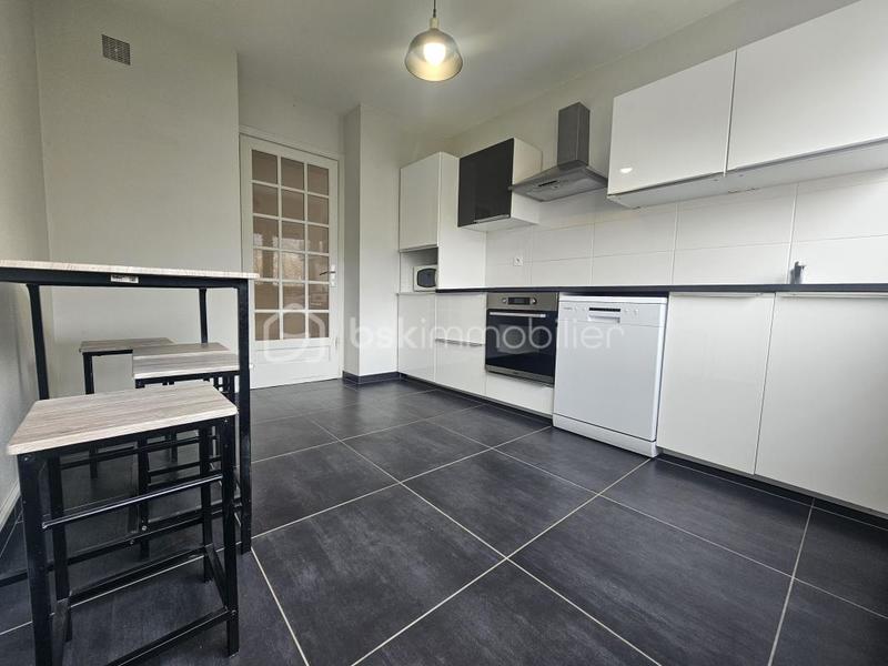 Appartement - 95 m² - 4 pièces