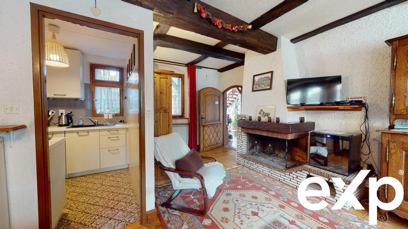 Maison - 650 m² - 20 pièces