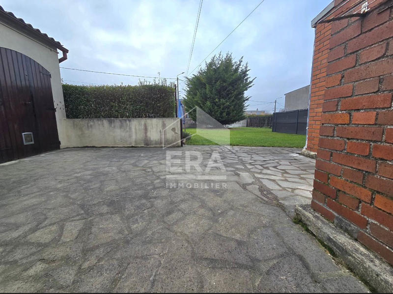 Maison - 93 m² - 5 pièces