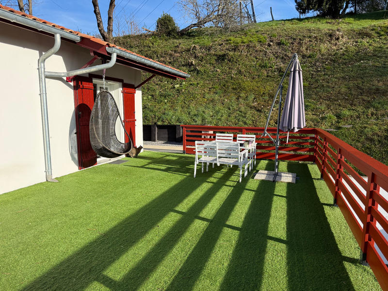 Maison - 180 m² - 6 pièces