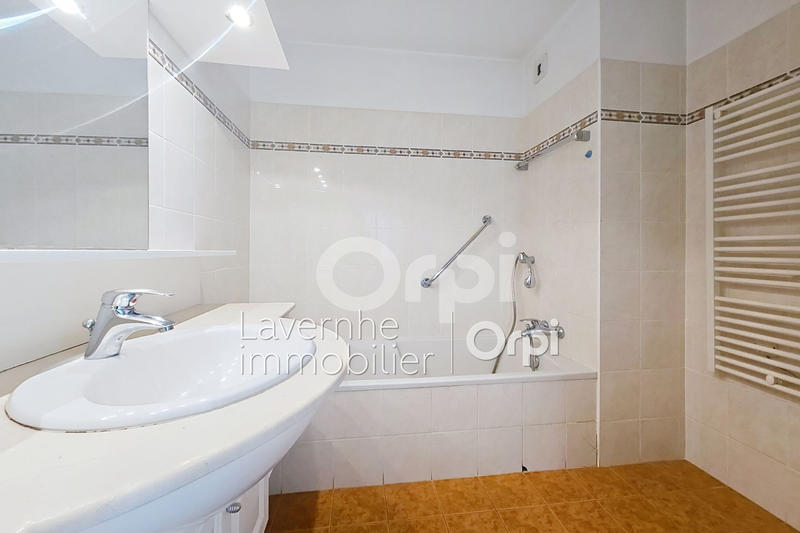 Appartement - 79 m² - 3 pièces