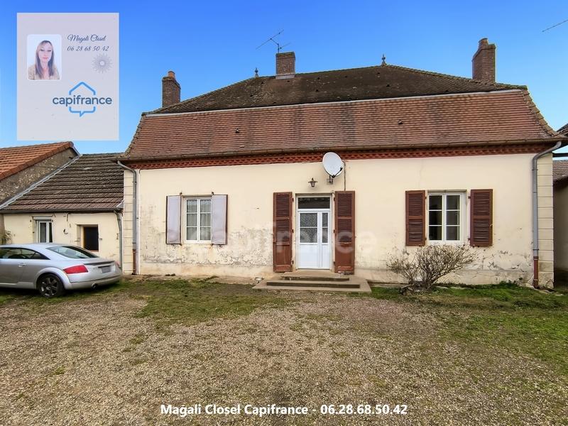 Maison de village - 217 m² - 10 pièces