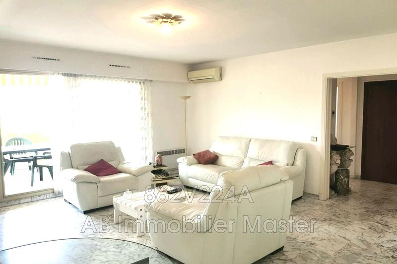 Appartement - 86 m² - 4 pièces