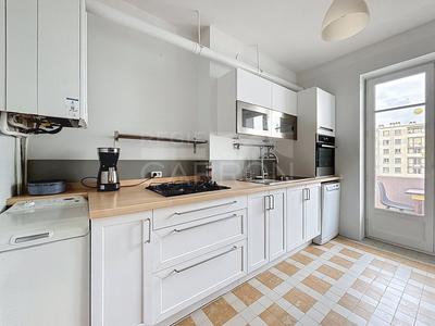 Appartement - 76 m² - 3 pièces