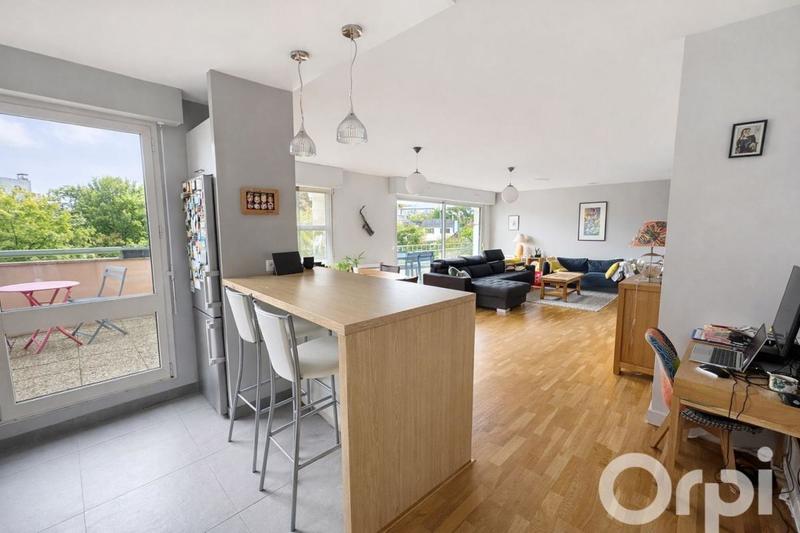 Appartement - 105 m² - 4 pièces