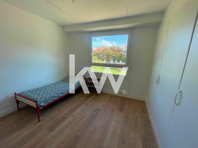 Appartement - 85 m² - 5 pièces