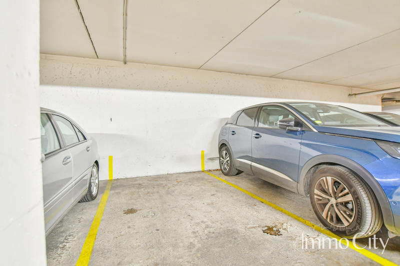 Parking - 11 m²
