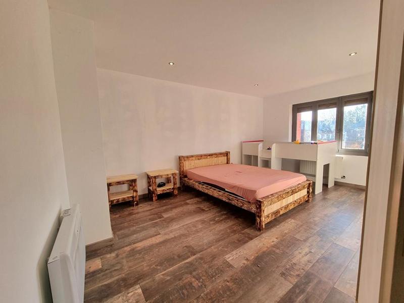 Maison - 273 m² - 8 pièces