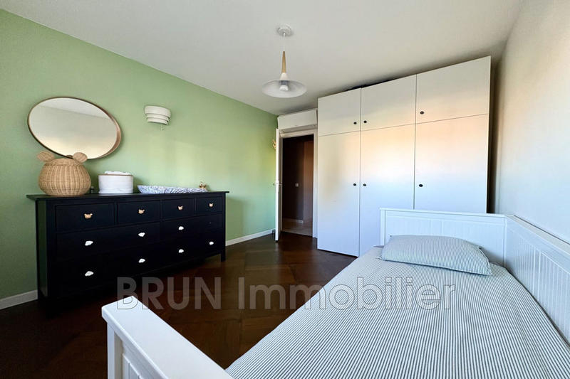 Appartement - 88 m² - 3 pièces