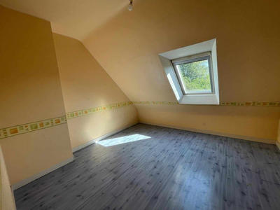 Maison - 120 m² - 8 pièces