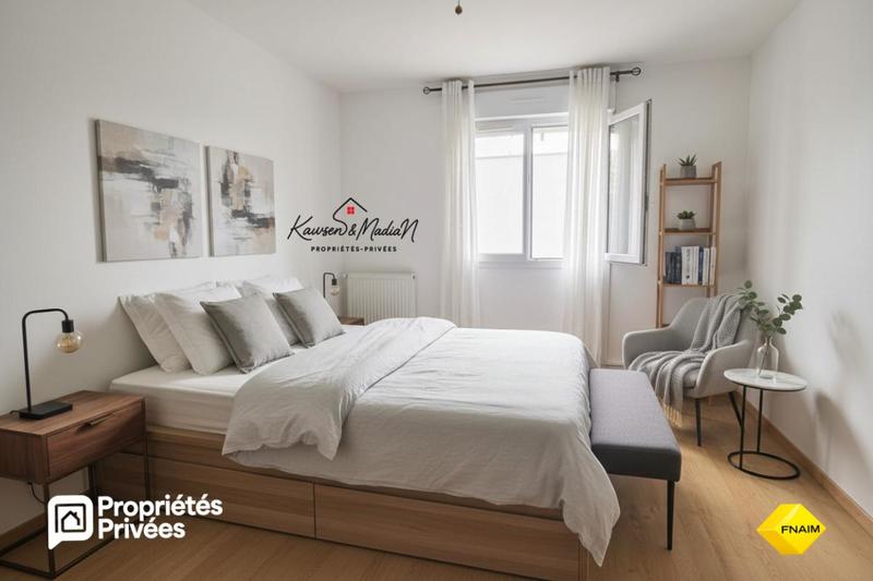 Maison - 102 m² - 4 pièces