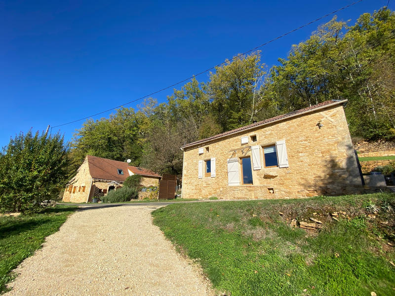 Maison - 182 m² - 10 pièces