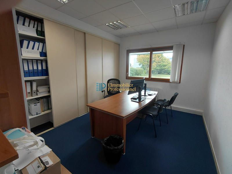 Bureau - 492 m²