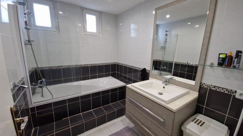 Maison - 159 m² - 5 pièces