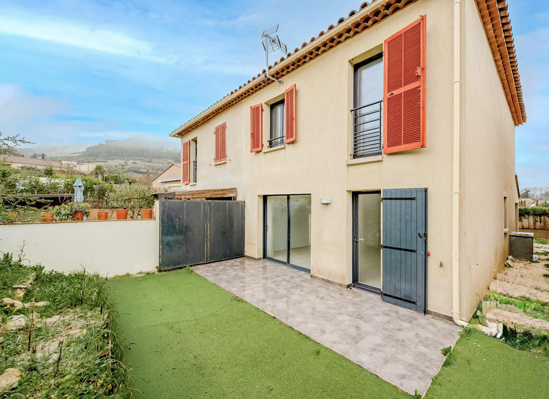 Maison - 92 m² - 4 pièces