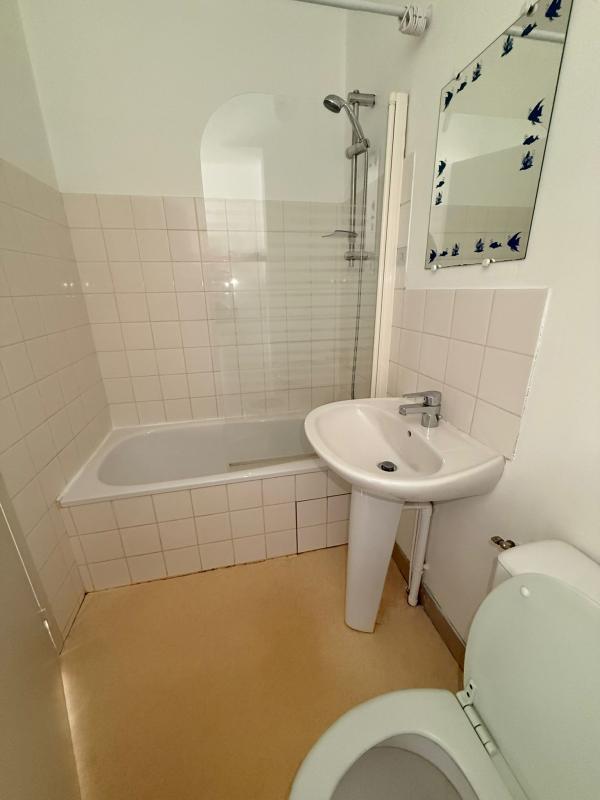 Studio - 28 m² - 1 pièce