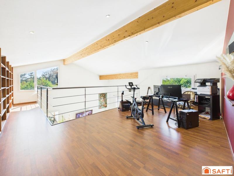 Maison - 170 m² - 5 pièces