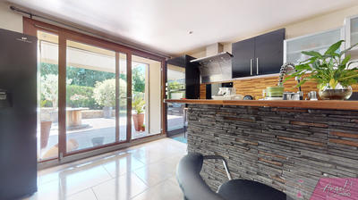 Maison - 191 m² - 5 pièces