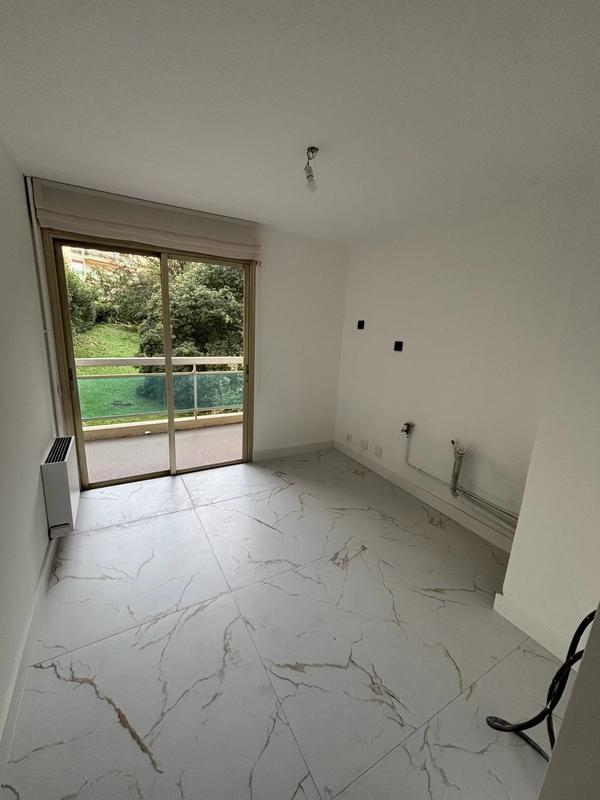 Appartement - 95 m² - 4 pièces