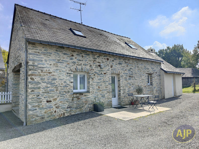 Maison - 81 m² - 5 pièces