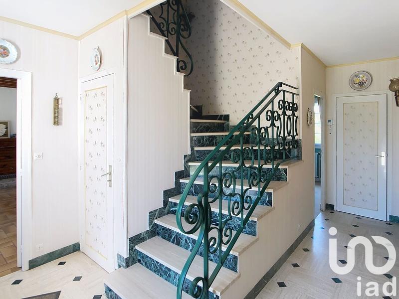 Maison - 179 m² - 7 pièces