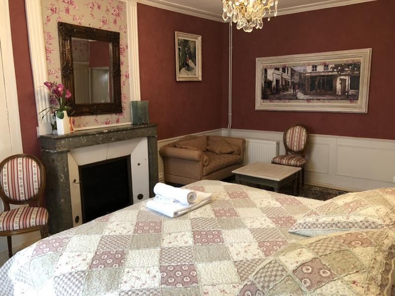 Maison - 400 m² - 17 pièces