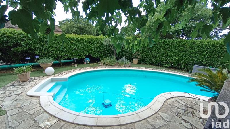 Maison - 94 m² - 5 pièces