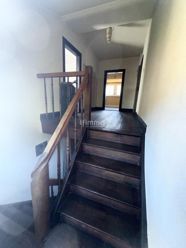 Immeuble - 159 m² - 8 pièces