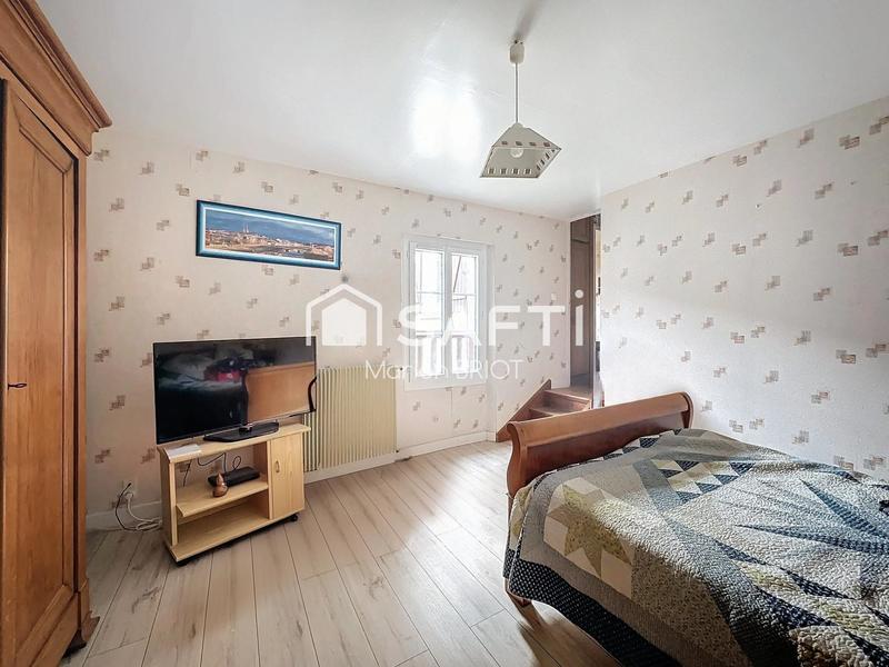 Maison - 224 m² - 9 pièces