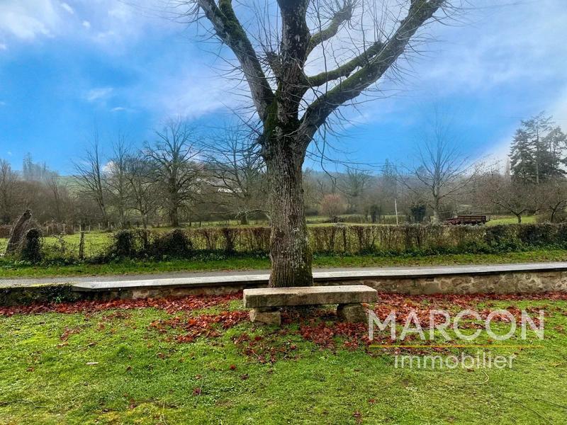 Maison de village - 255 m² - 7 pièces