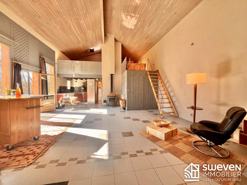 Maison - 167 m² - 5 pièces