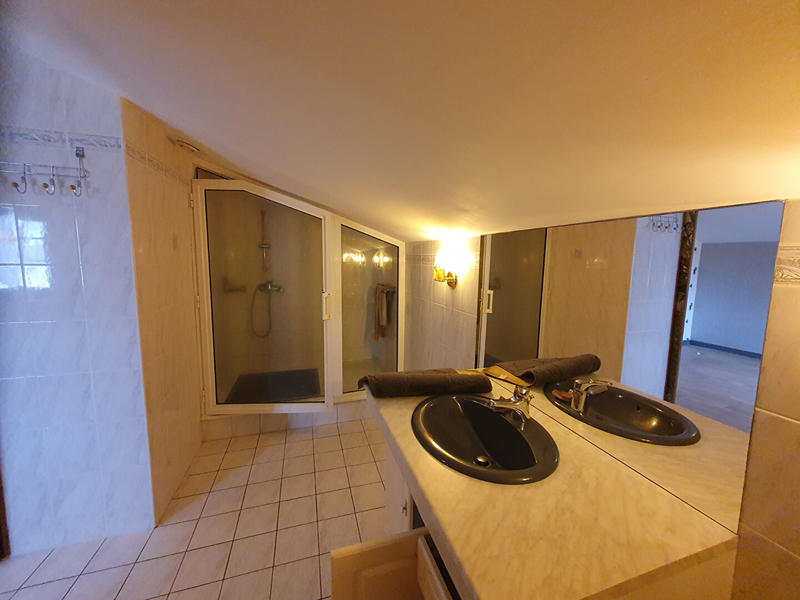 Maison - 165 m² - 6 pièces