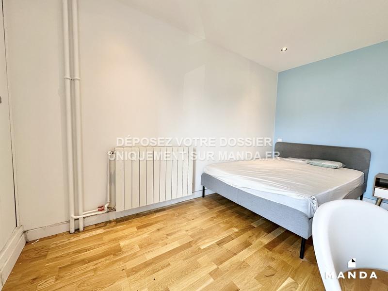 Chambre - 11 m² - 5 pièces