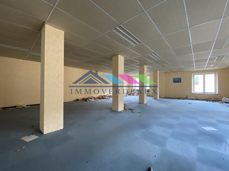 Appartement - 201 m² - 3 pièces