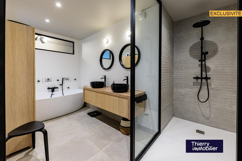 Appartement - 115 m² - 5 pièces