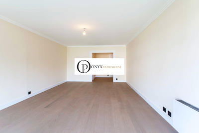 Appartement - 95 m² - 4 pièces