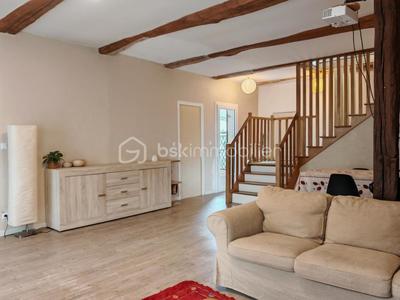 Maison - 136 m² - 5 pièces