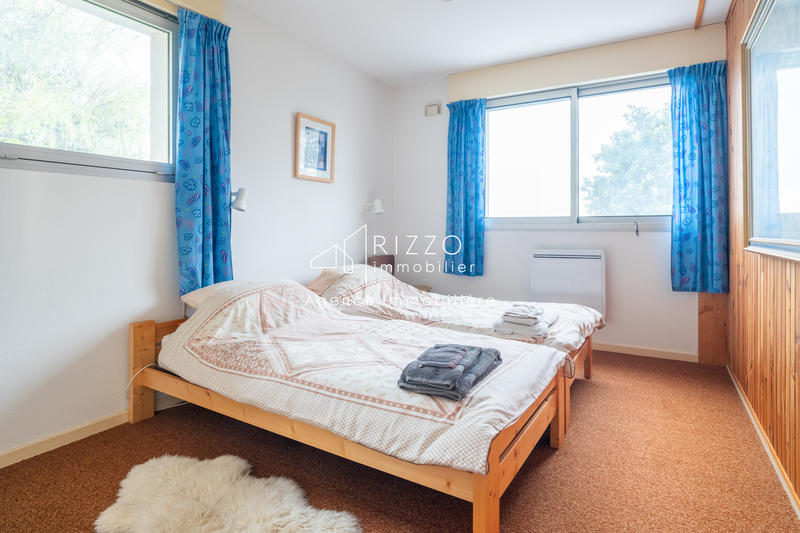 Maison - 200 m² - 6 pièces