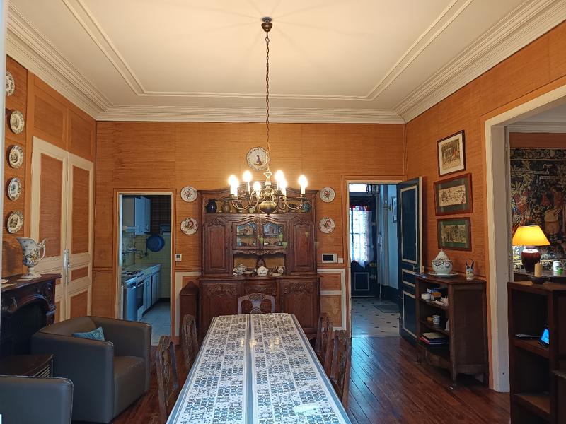 Maison bourgeoise - 235 m² - 10 pièces